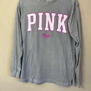 PINK Victoria's Secret Gray Long Sleeve Tee with Pink Lettering